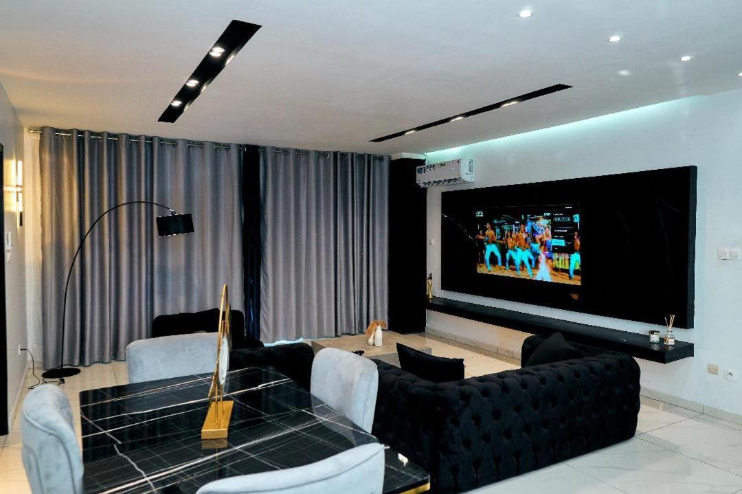 Reddington By Jvte Aparthotel ดูอาลา ภายนอก รูปภาพ