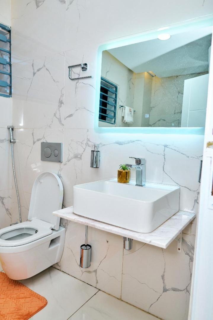 Reddington By Jvte Aparthotel ดูอาลา ภายนอก รูปภาพ